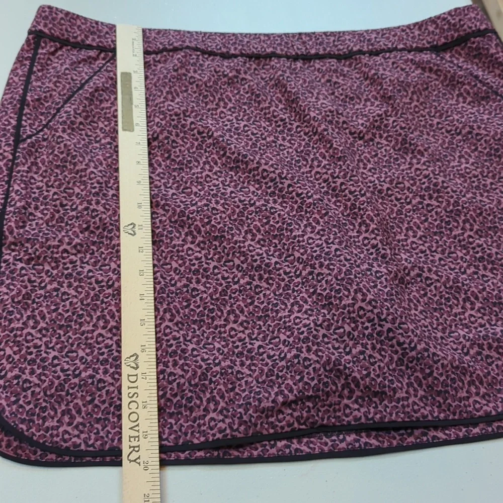 Chico's, Zenergy, leopard print plum colored skort. Sz 20